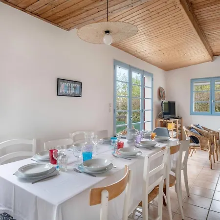 Maison De A 2 Pas De La Du Portmain * Pornic