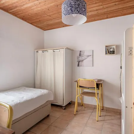 Maison De A 2 Pas De La Du Portmain